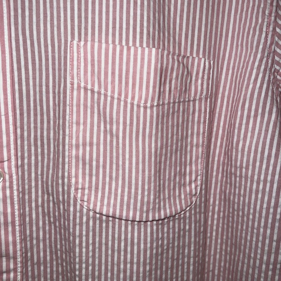 Classic J. Crew Women’s Button Down Pink Seersucker Half Sleeve 100% Cotton L - Picture 3 of 5